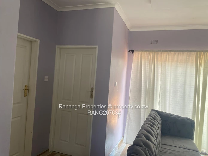 3 houses on 1 property
