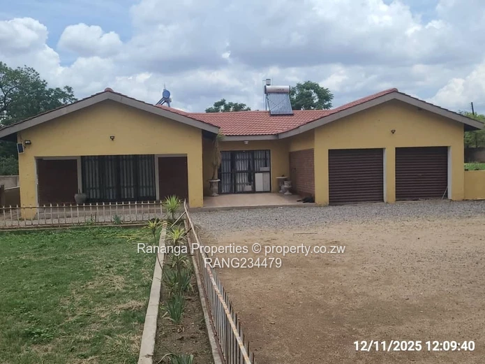 Richmond – Spacious Family Home on 1 Acre | $100,000